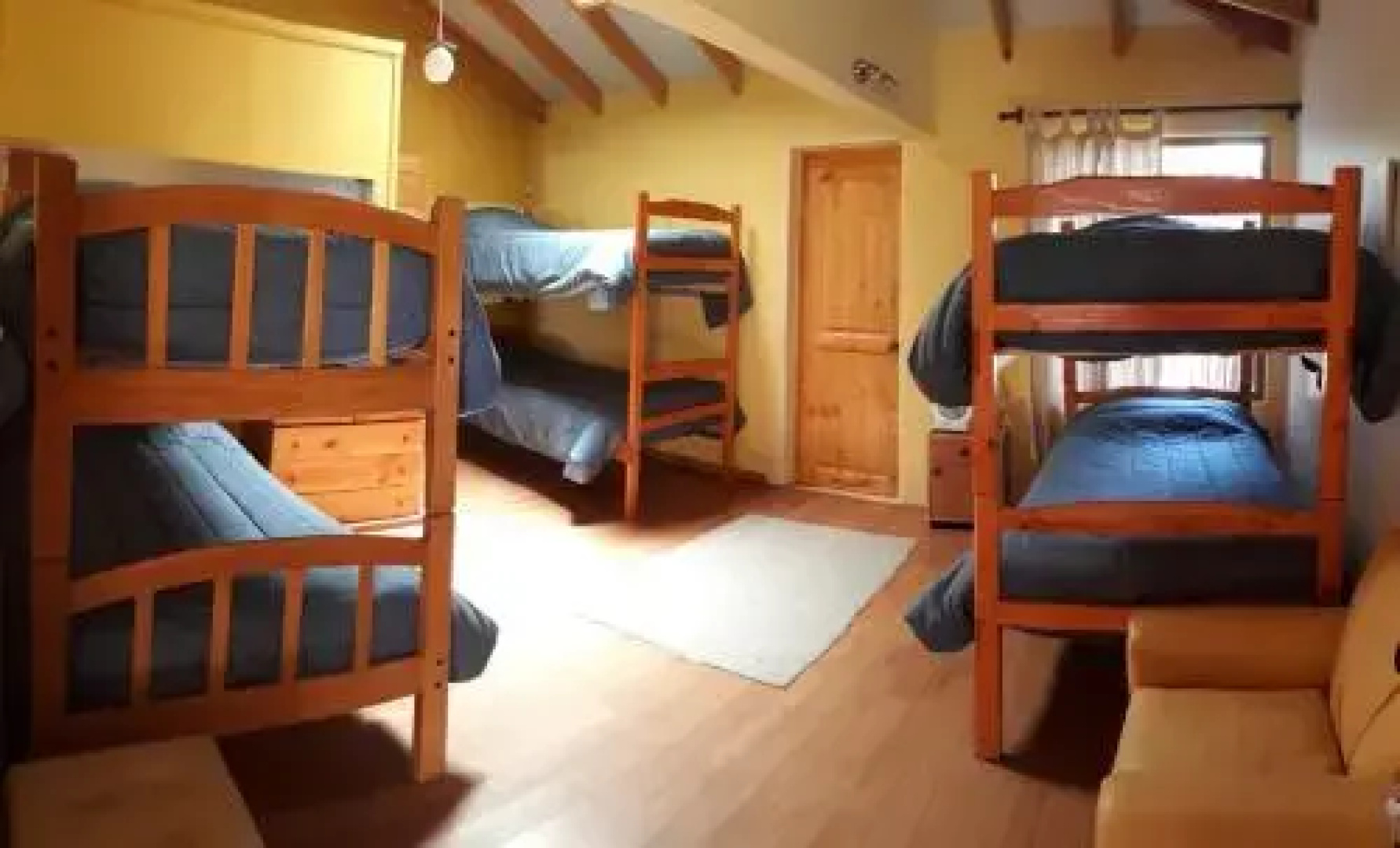 Hostal El Colibri