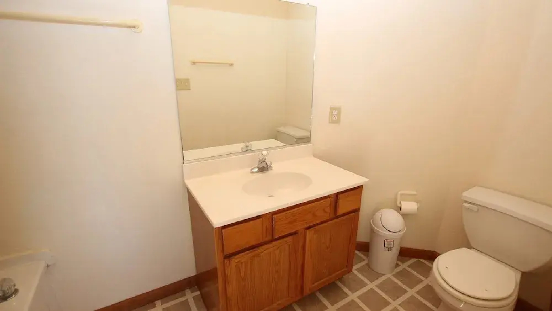 Mor Rays  - 4 Br Home