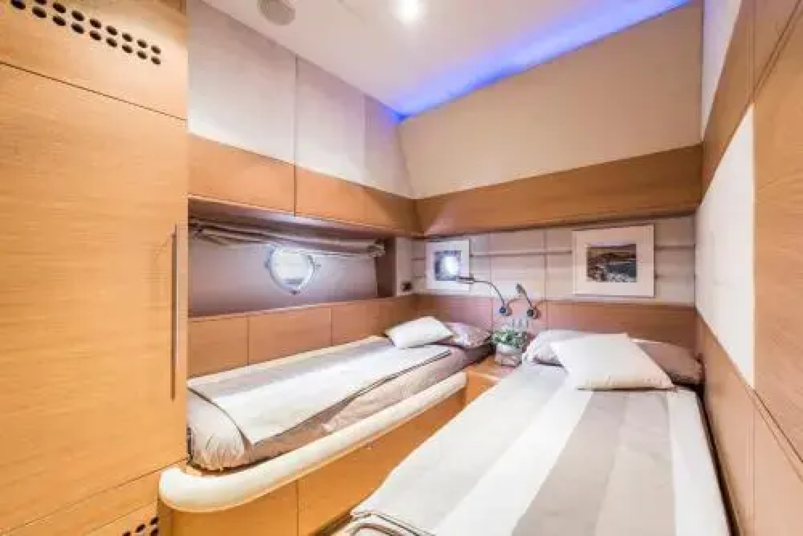Capasecca Luxury Yacht