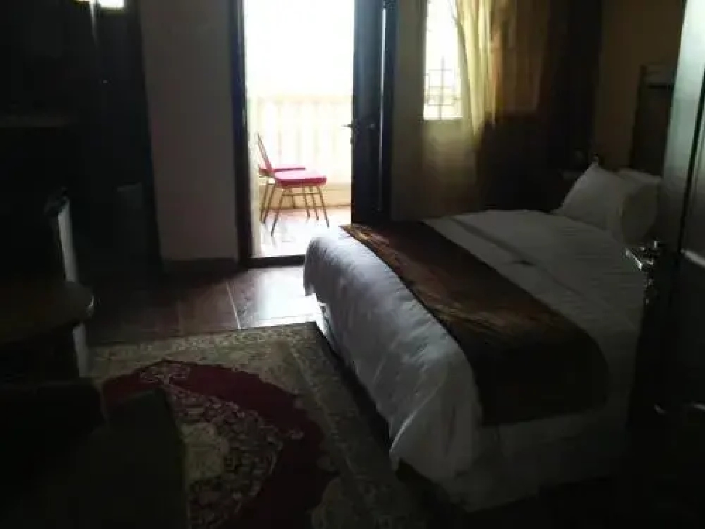 Seaside Suites and Hotel