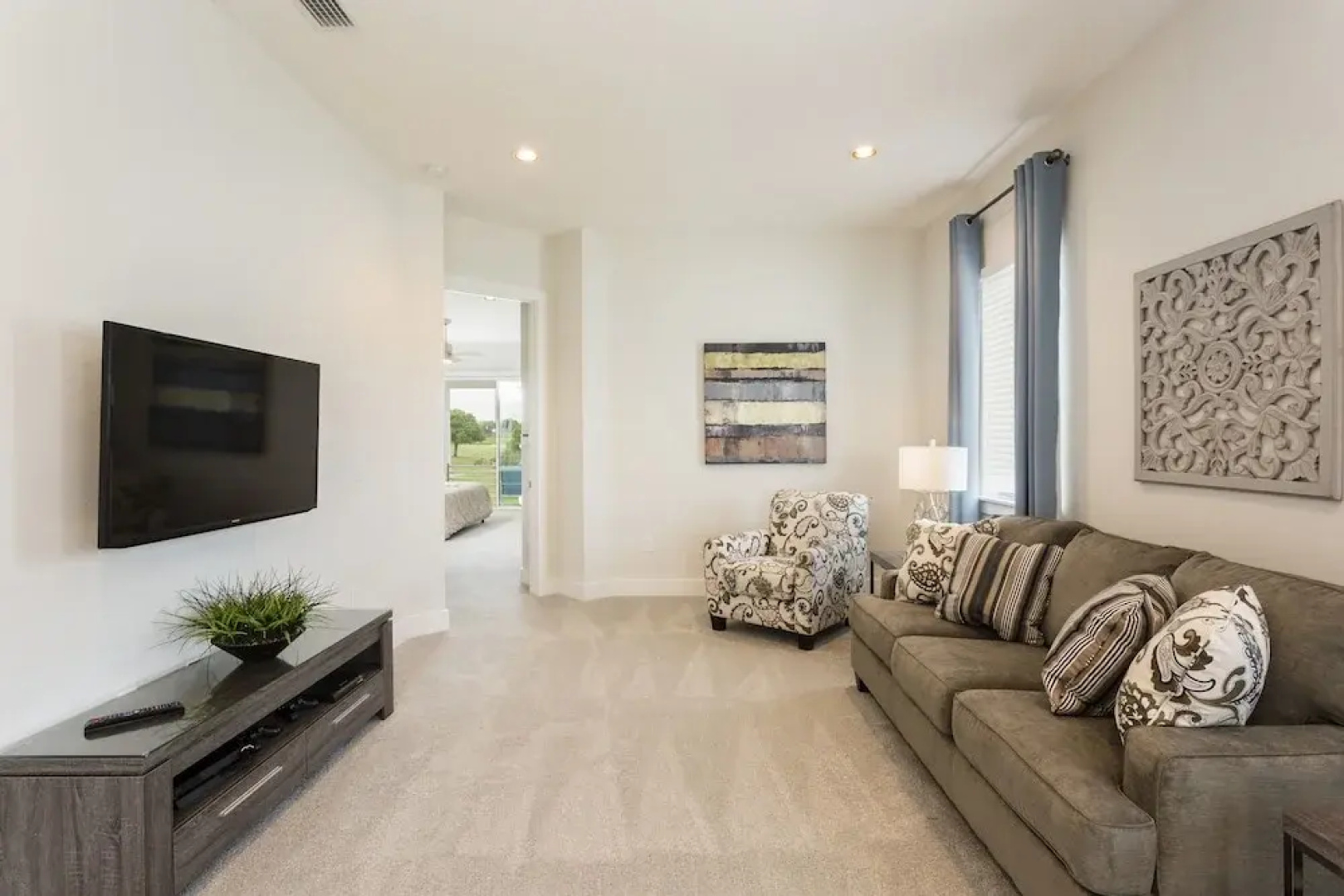 Villa Contempo at Liberty Bluff 5 Br home by RedAwning