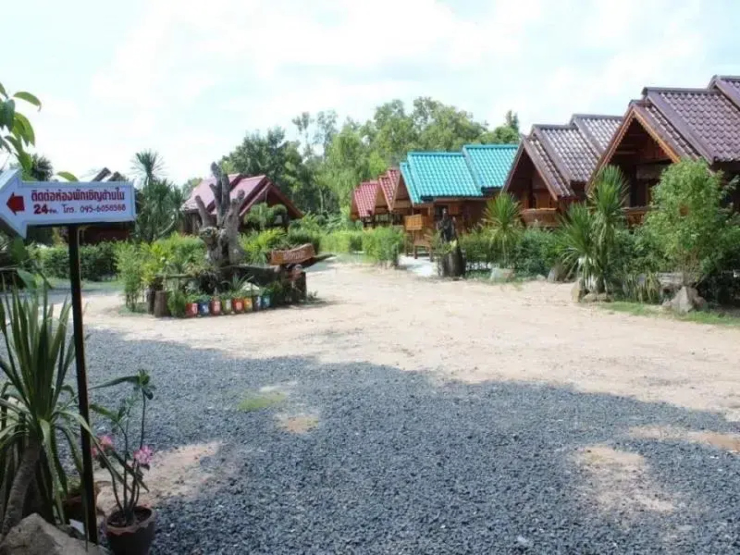 Pungluang Resort