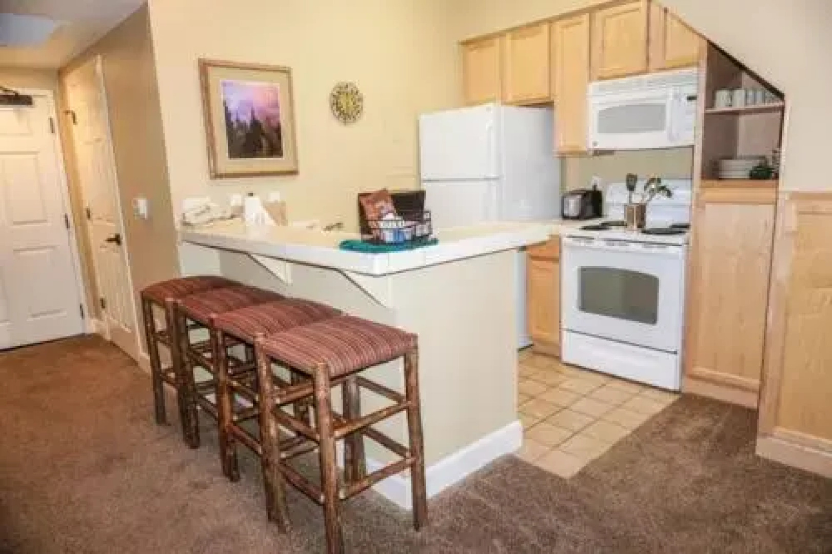 Mountain Club at Kirkwood - Ski In/Ski Out & Affordable Studio #225