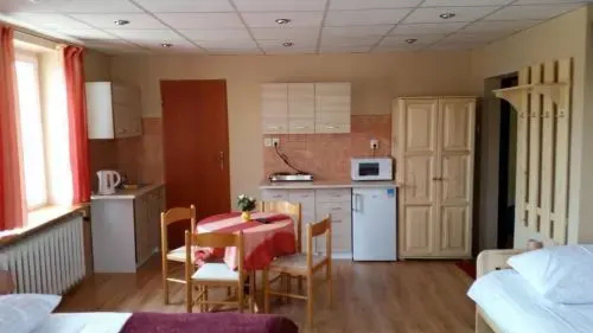 Pokoje gościnne vis a vis Retro