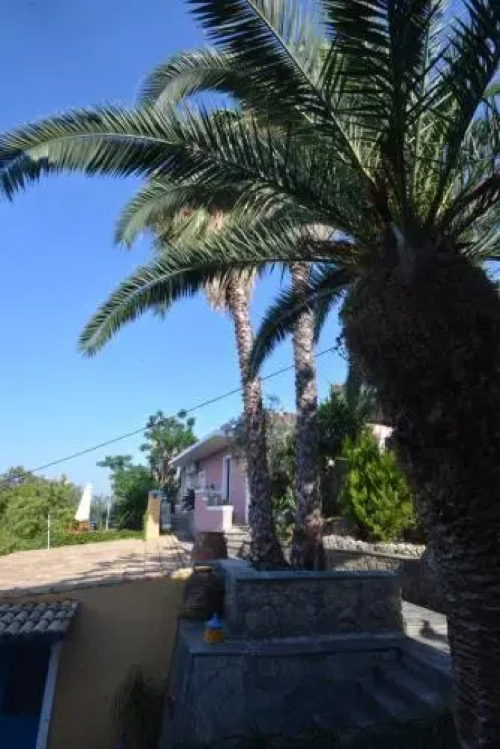 Kontos Mansion