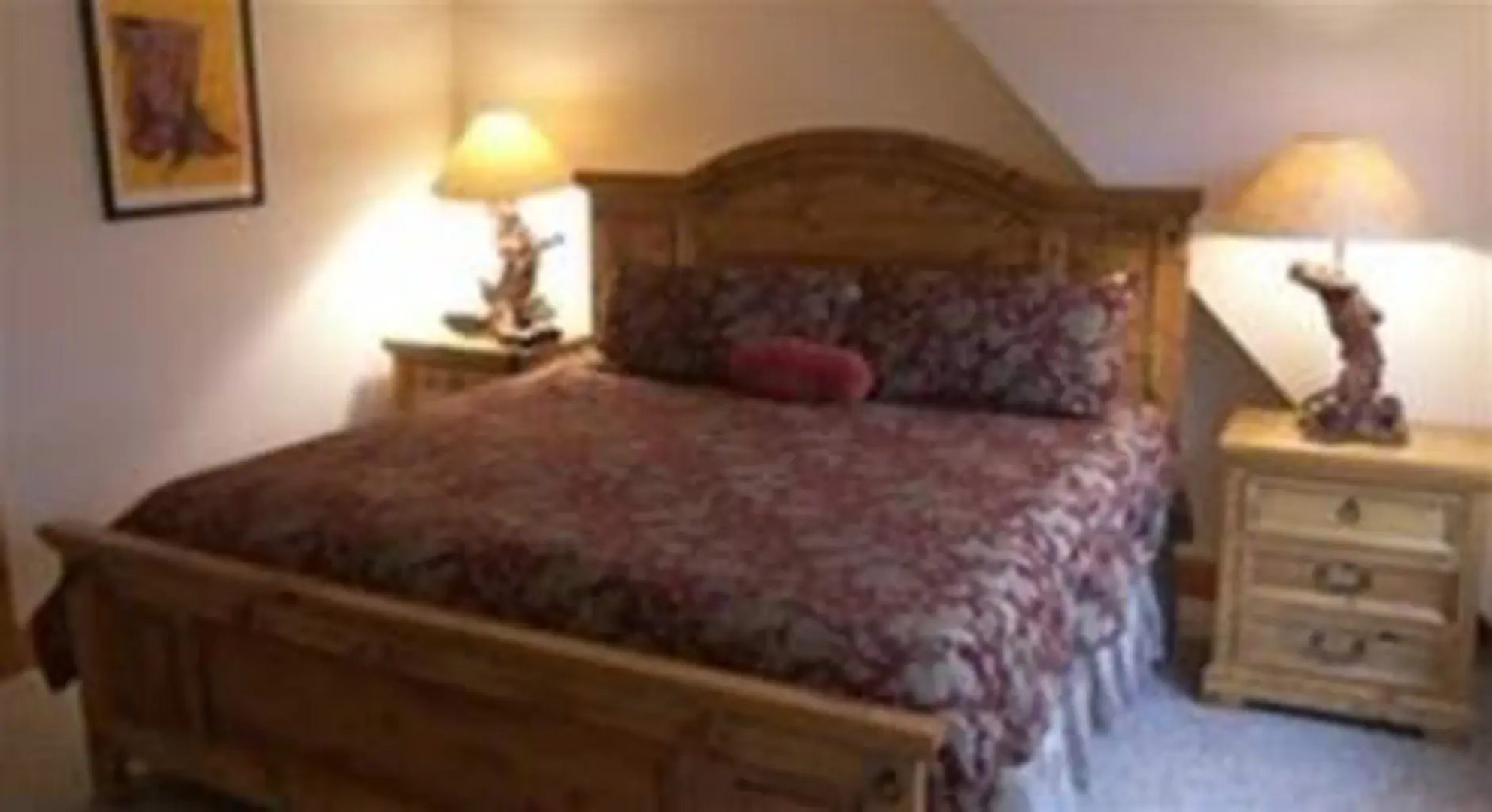 Russell Home by Avantstay Expansive Deck, Stunning Views & Hot Tub!