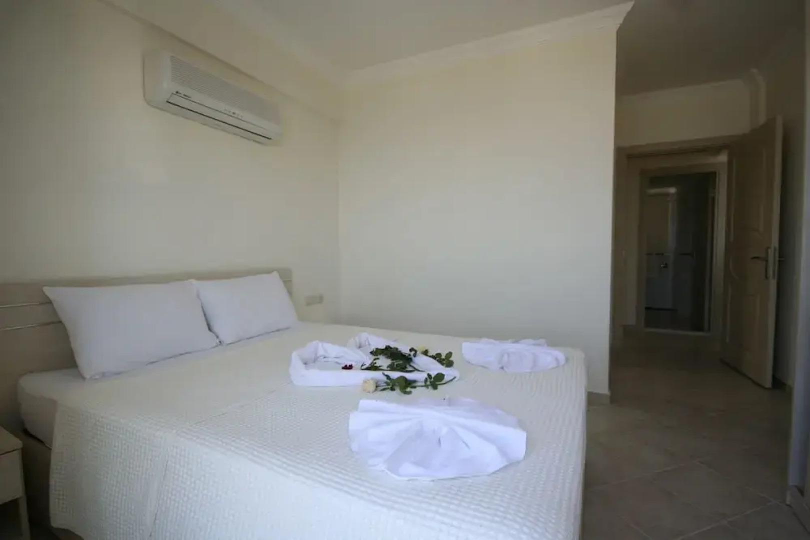 Important Group Royal Heights Limpet