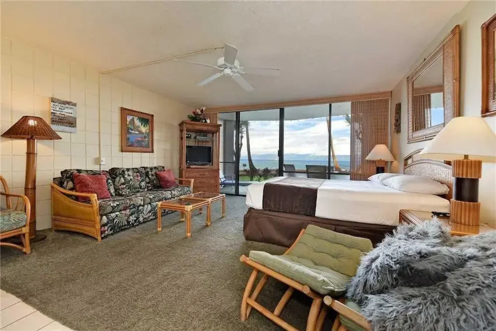 Valley Isle 107 by RedAwning