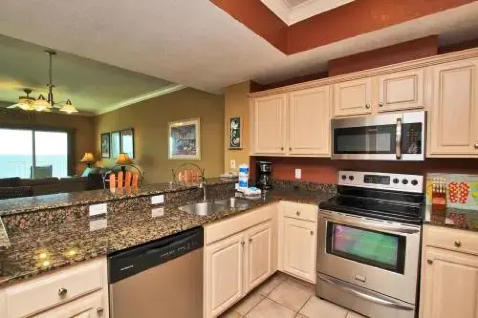 Crystal Shores West 1007