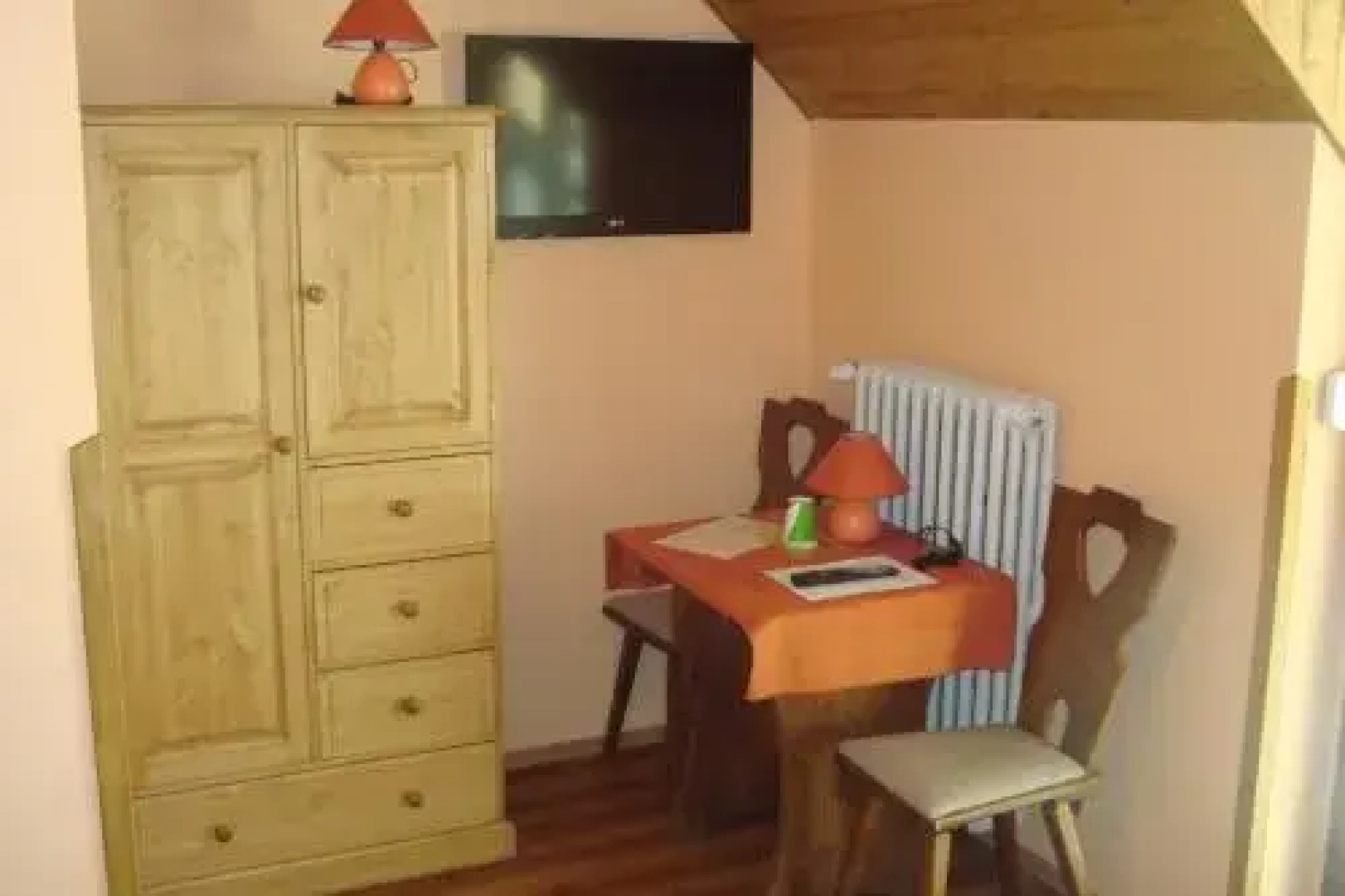 Restaurant a penzion Pod Draci skalou