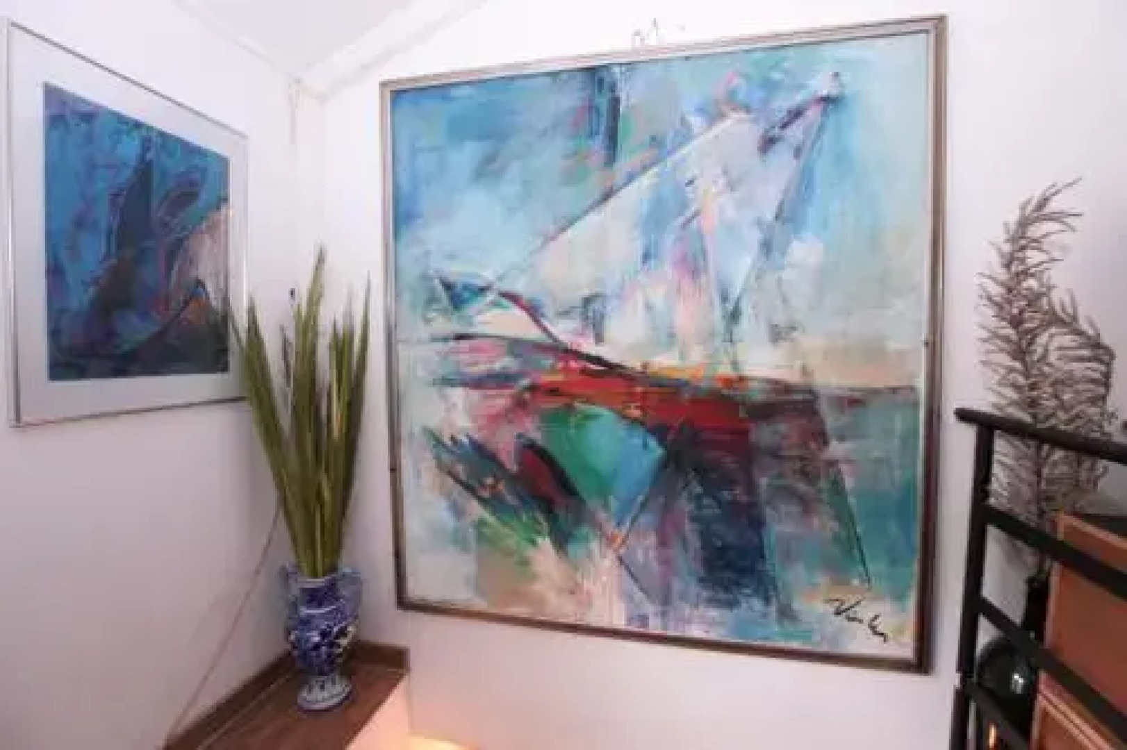 Art House And Garden By The Sea