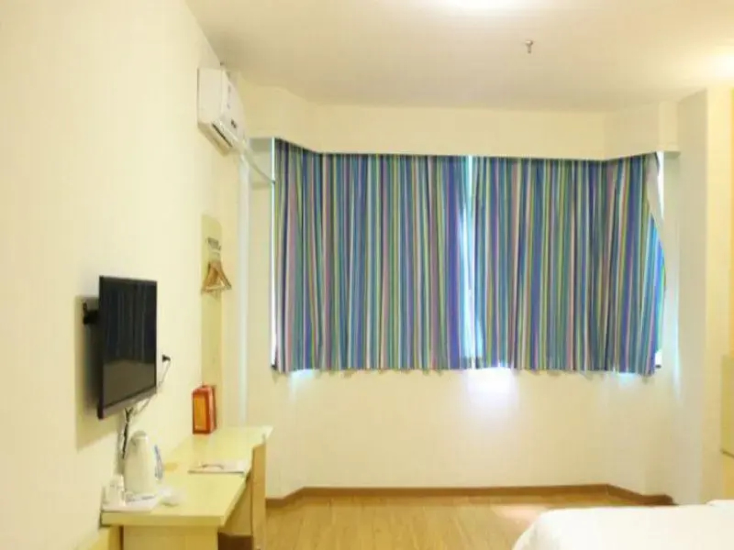 7 Days Inn Yichun Gao An Rui Yang Avenue Branch