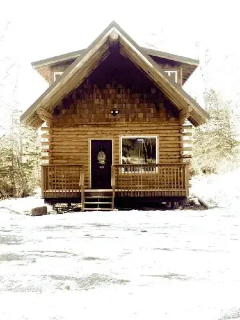 AK Vacation Cabins Woodland Hollow Log Cabin