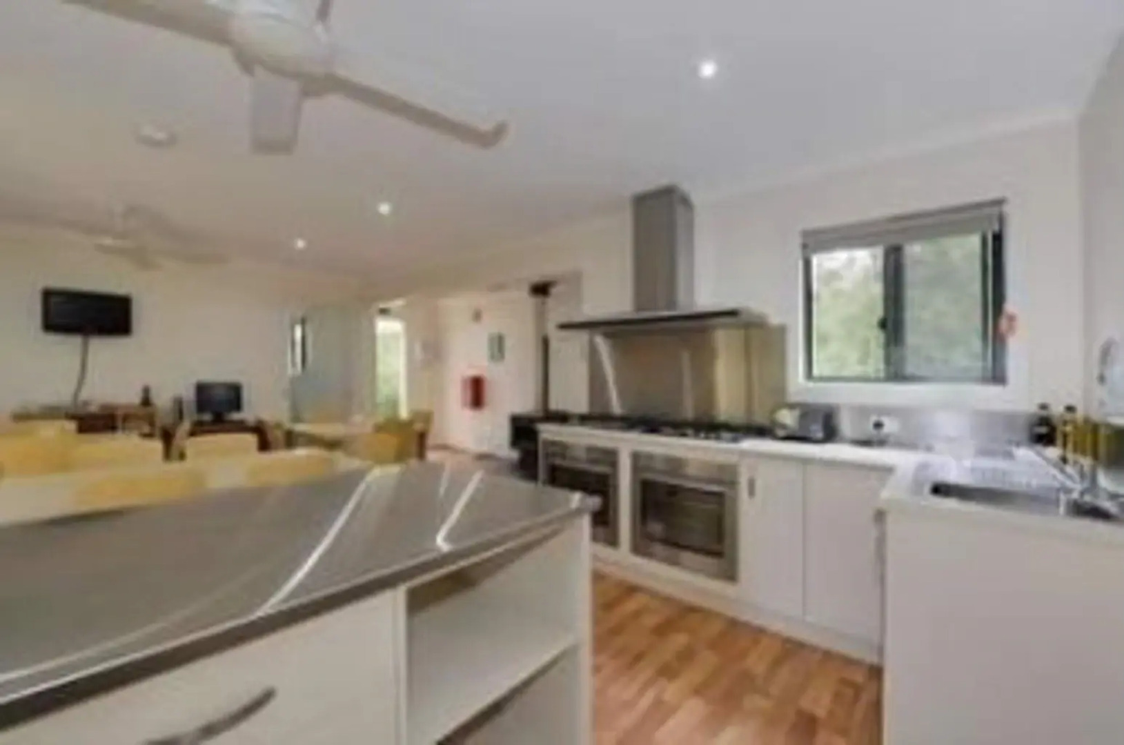 Airwalk Lodge - Hostel