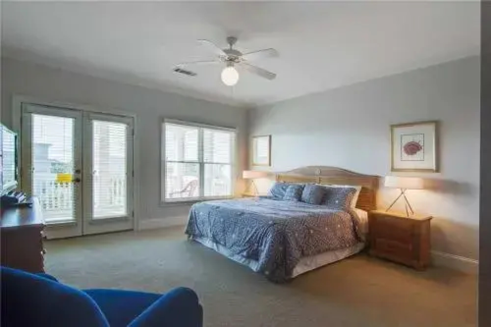 Carolina Boulevard 916 by RedAwning