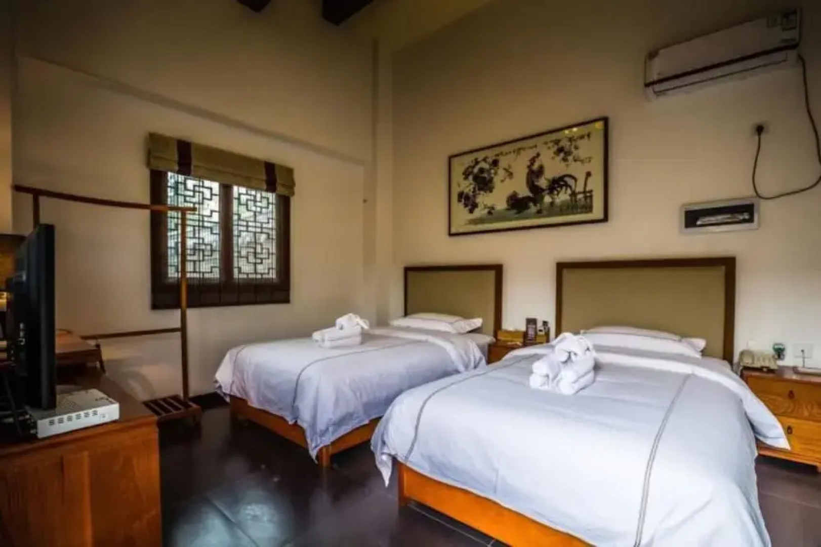 Scenery Retreats Taibai Mountain Hot Spring Villa Resort