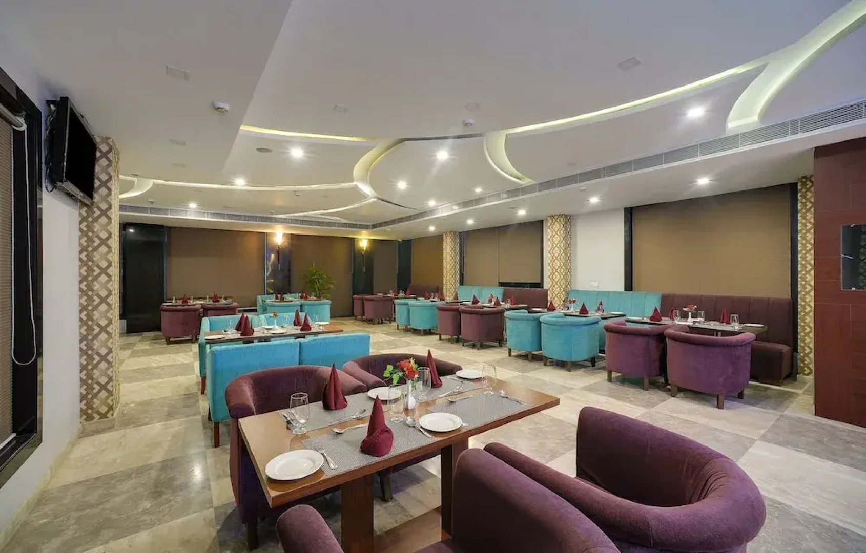 Cygnett Inn Silverleaf