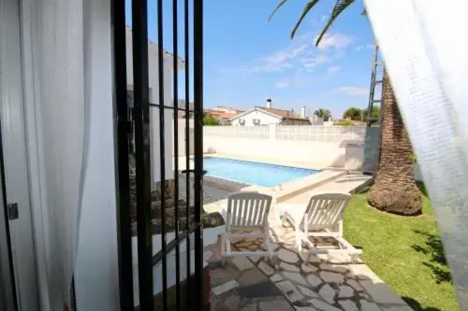 Apartamentos Almadraba VyB