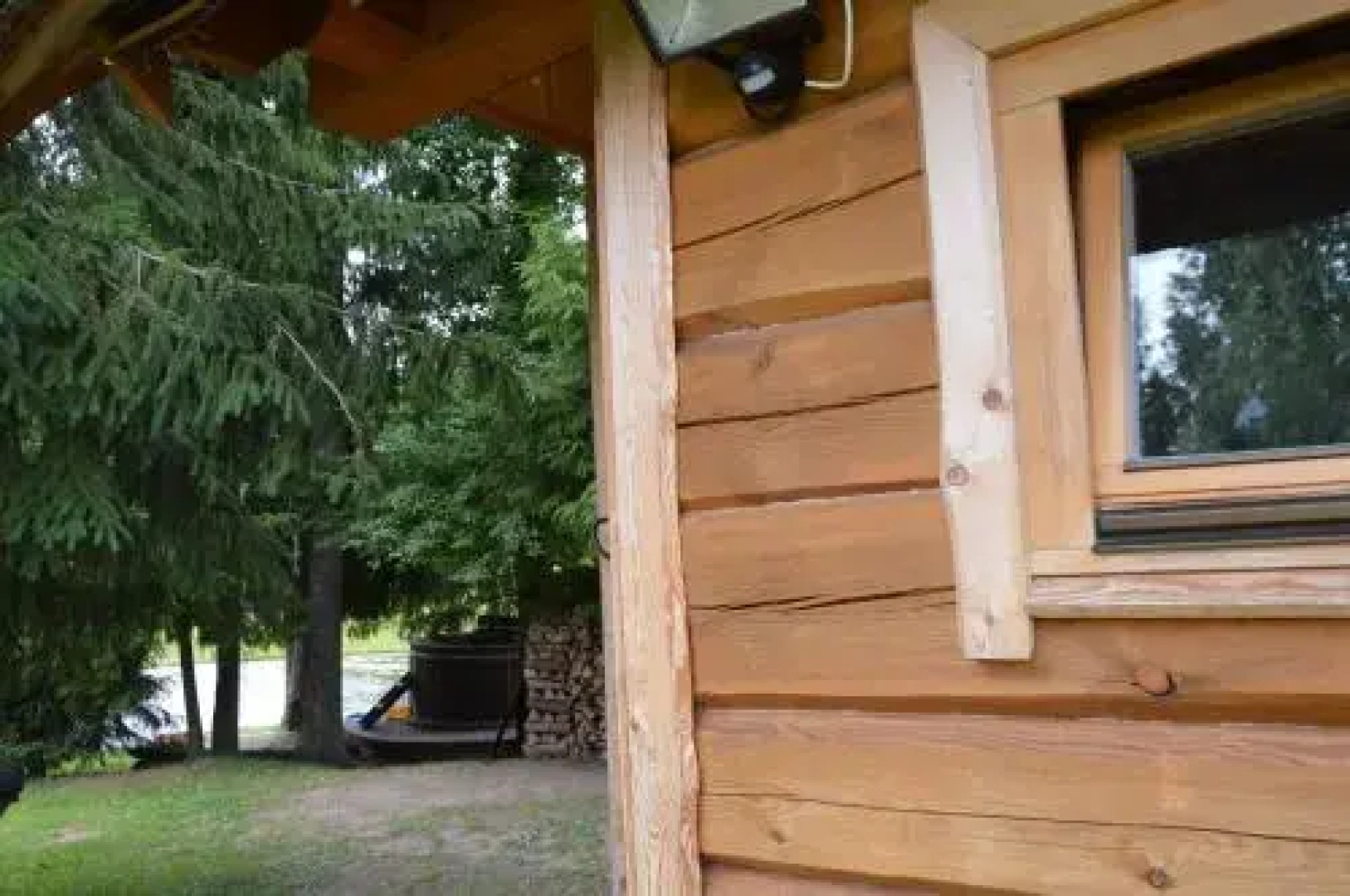 Ansomäe Puhkeala Järvemaja
