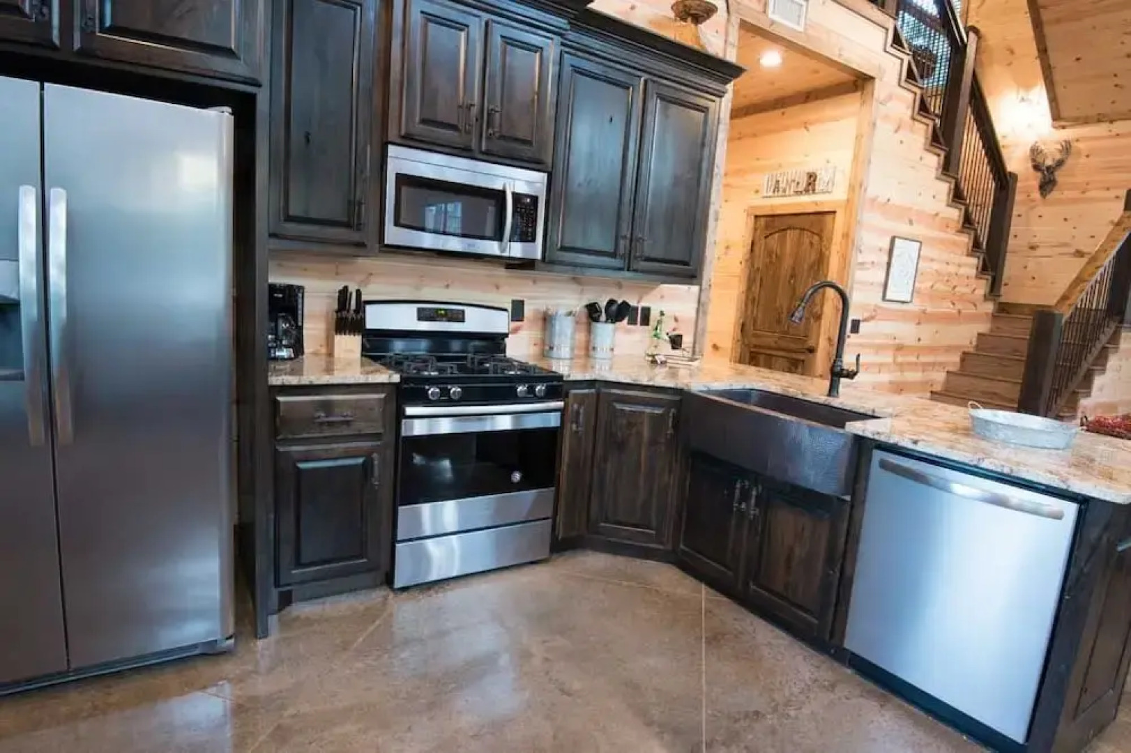 Gather Round Lodge - 3 Br Cabin