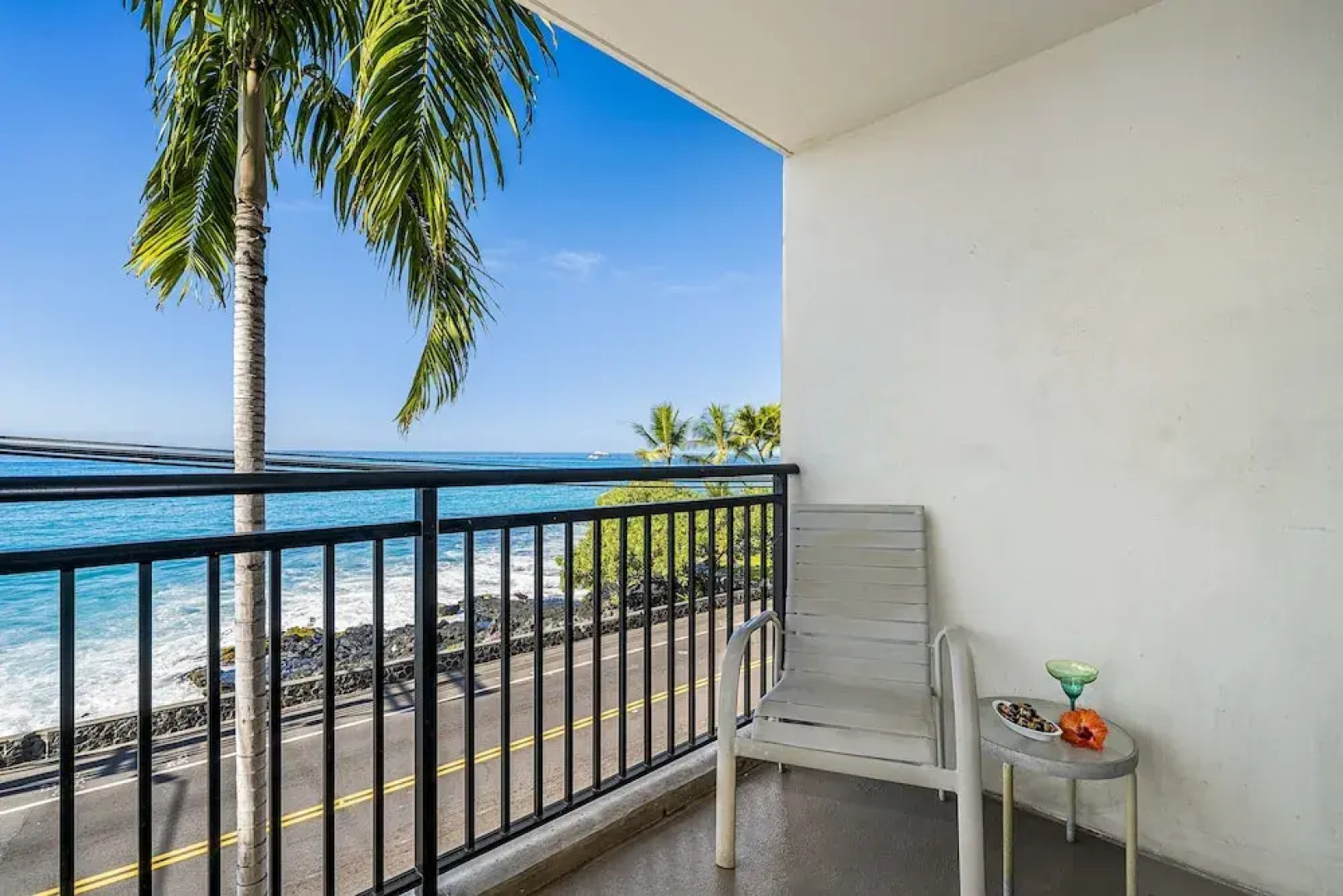 Kona Alii 201 by RedAwning