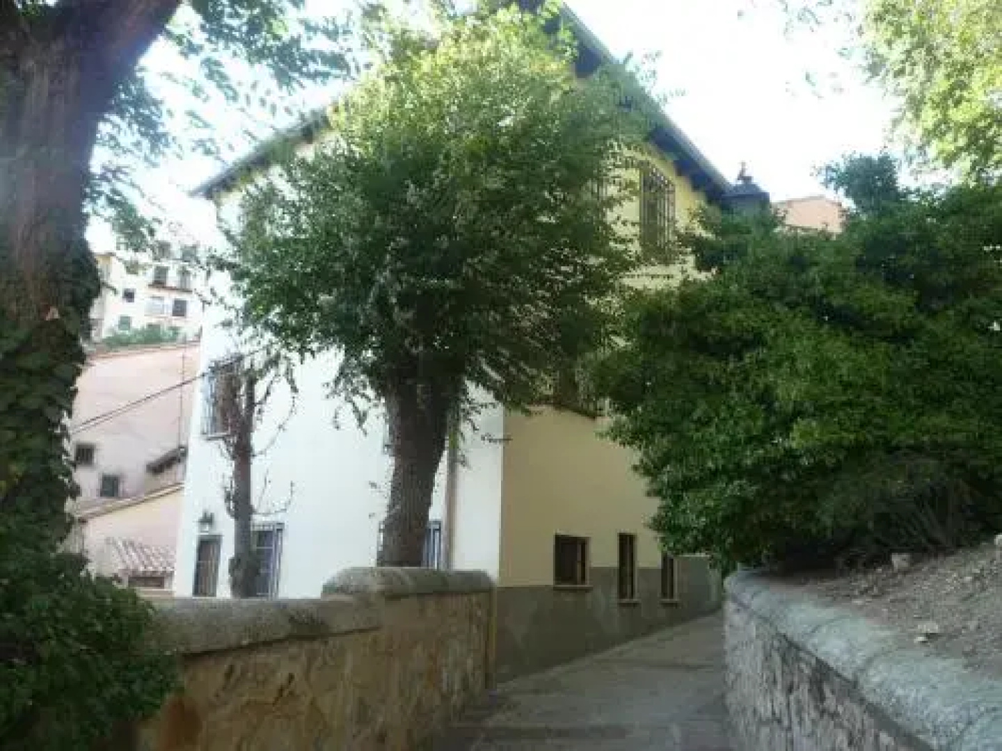 Apartamentos Casas Colgadas