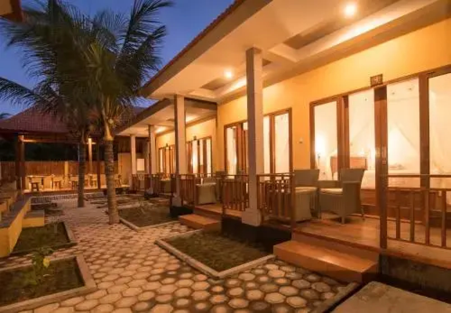 Yellow Bridge Homestay