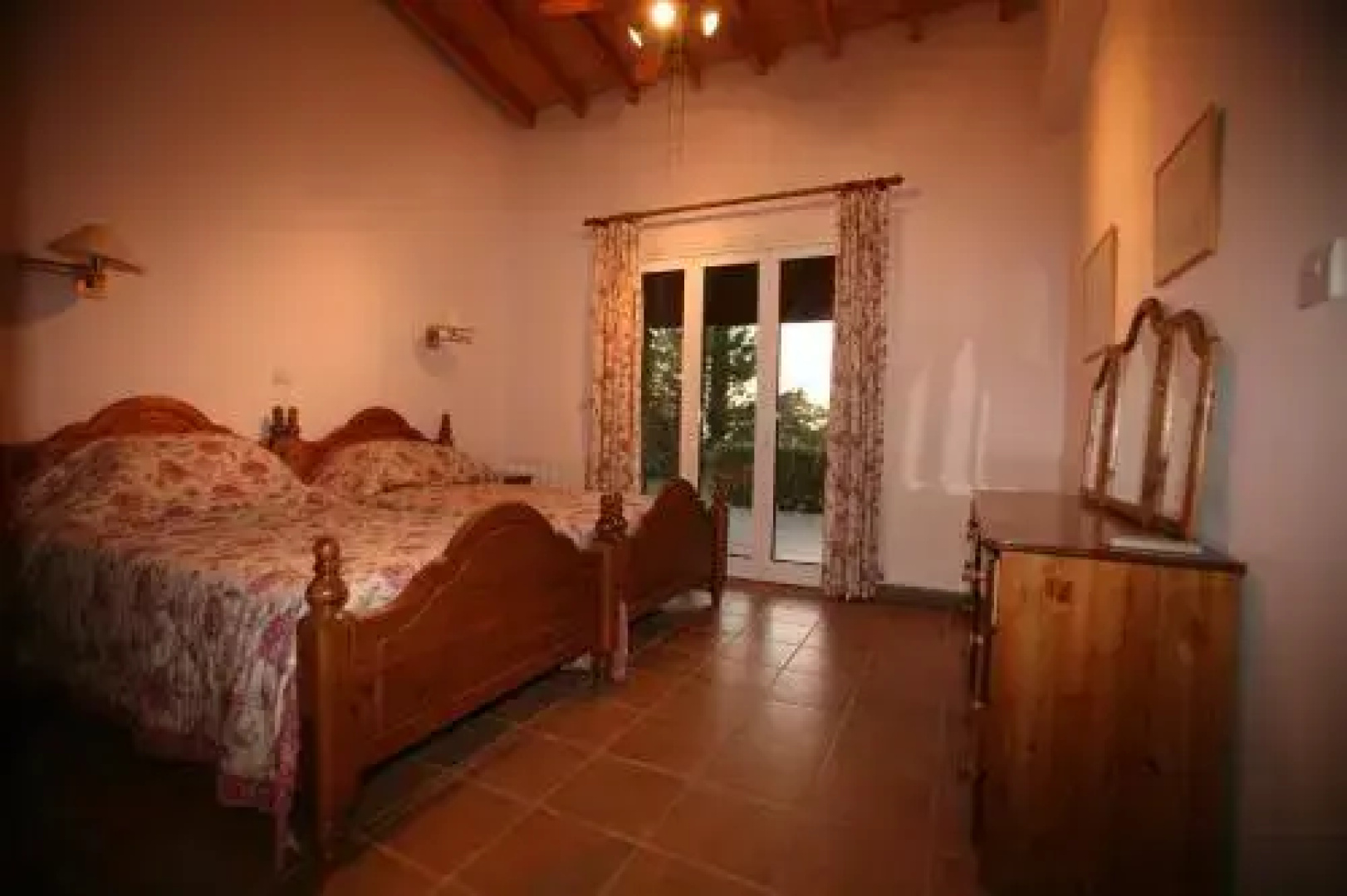 Pomos Villa