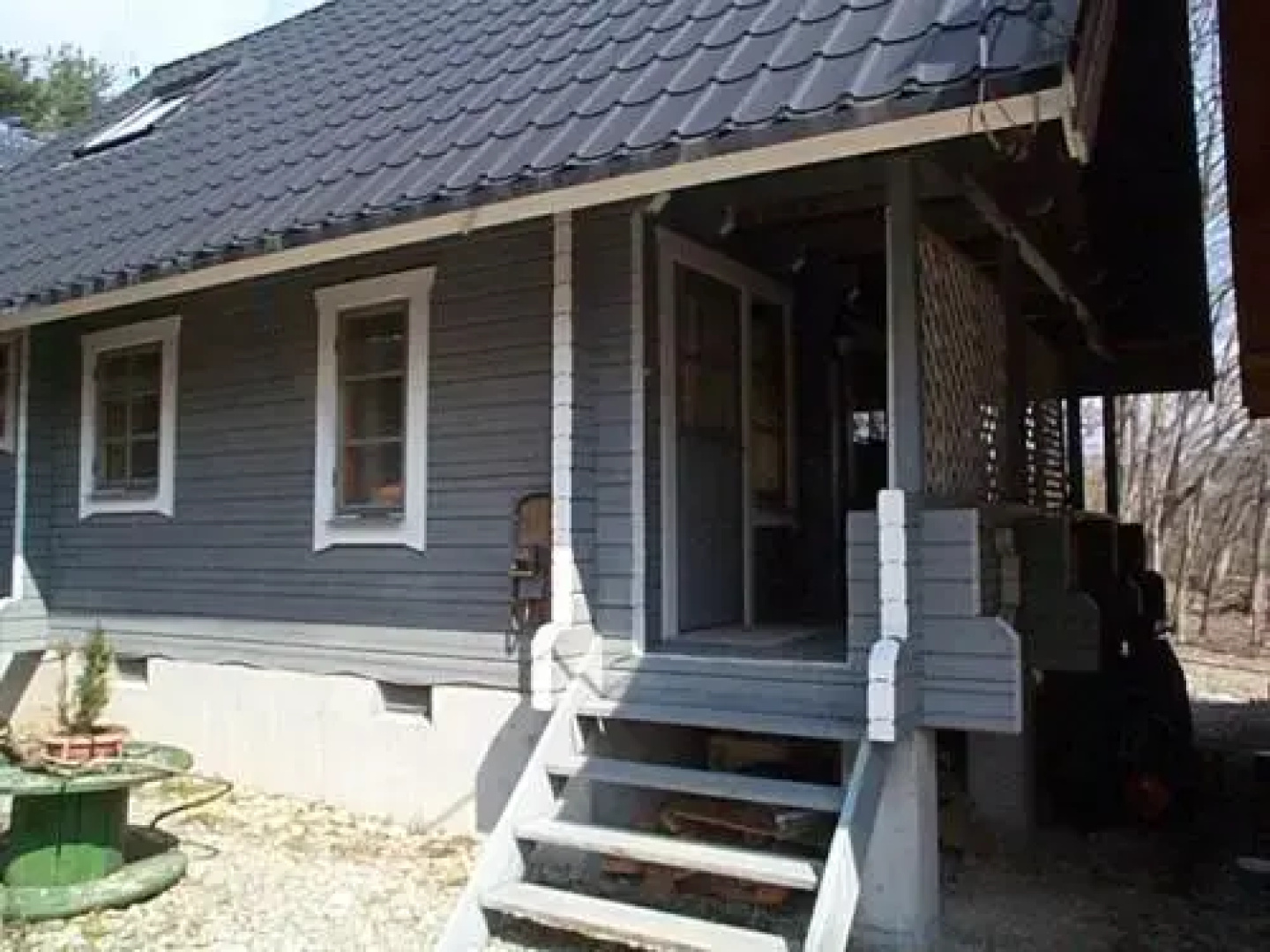 Cottage Mogi Log House