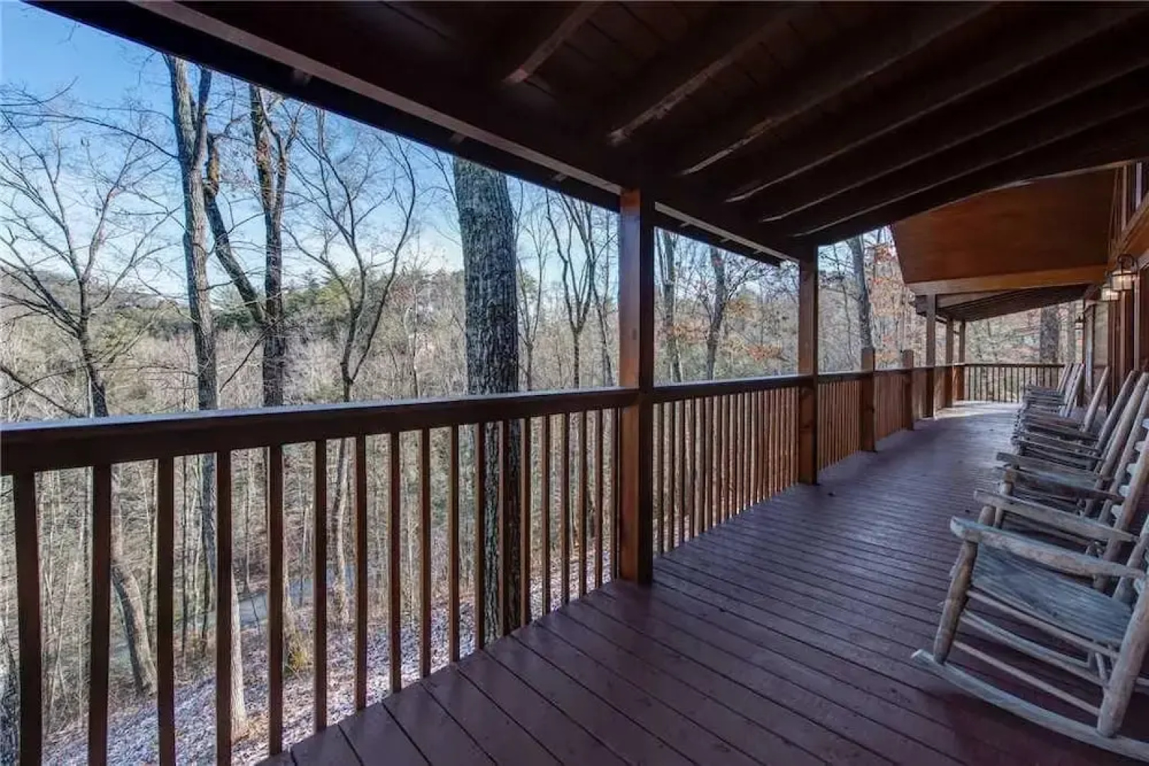 Hickory Hollow Lodge - Eight Bedroom Cabin