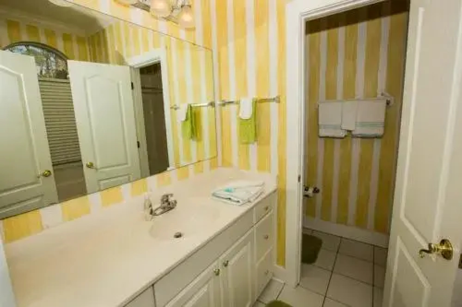 Belize Place 4C - 3 Br Condo