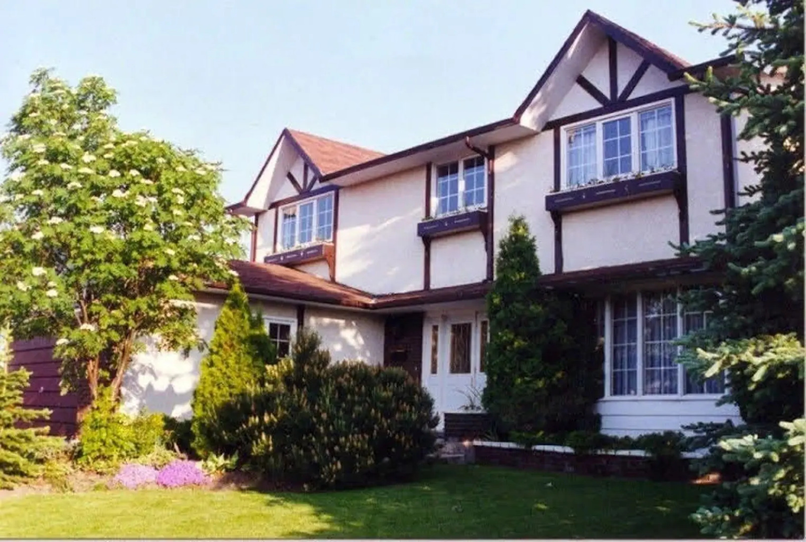 Enid's Bed and Breakfast