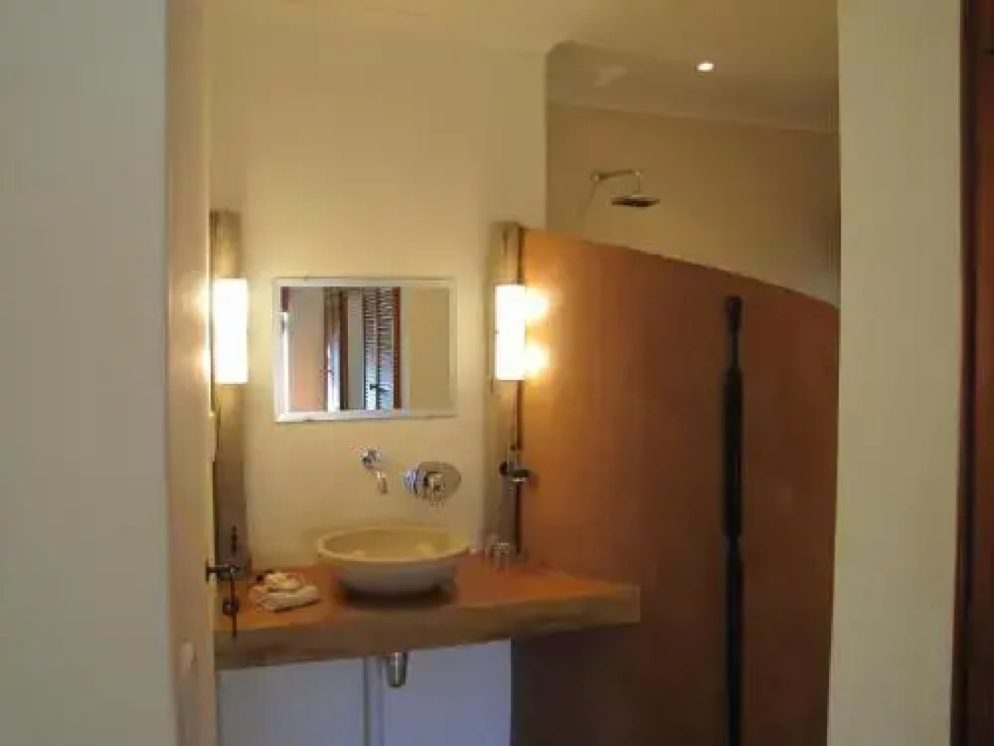 Afrikhaya Guest House