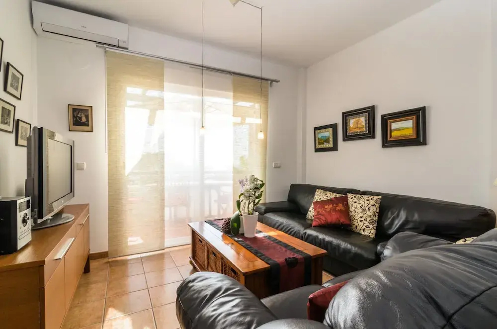 Lovely House with views in Marina del Este