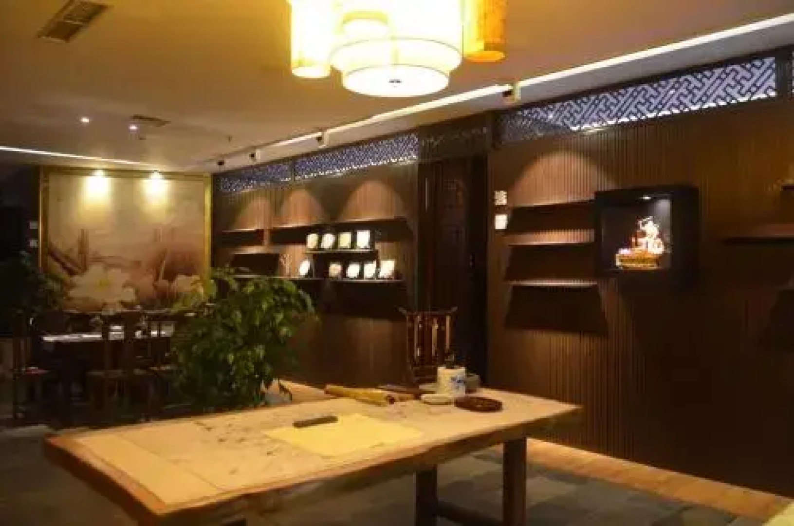E Mei Shan Central Sunshine Hotel