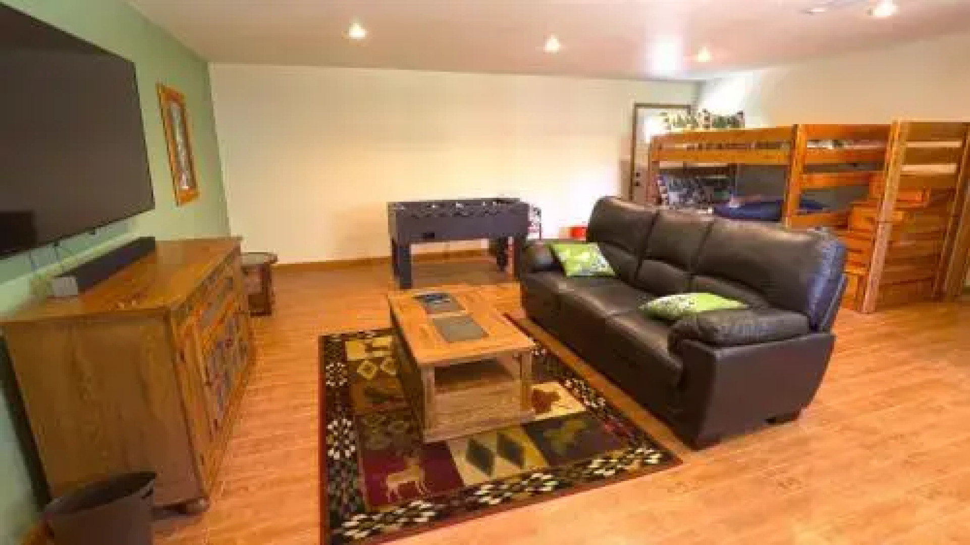 Yosemite's Blue Bird Ranch