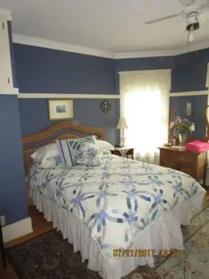 Everest Inn Bed and Breakfast