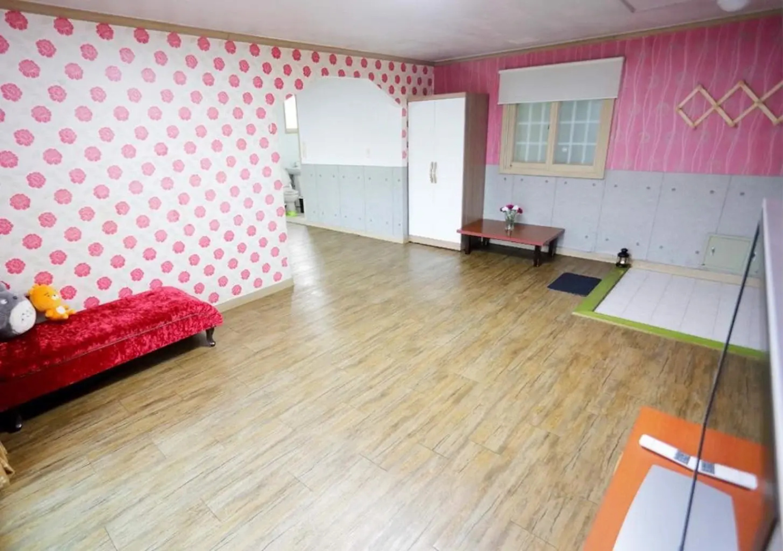 Taean Nereha Pension