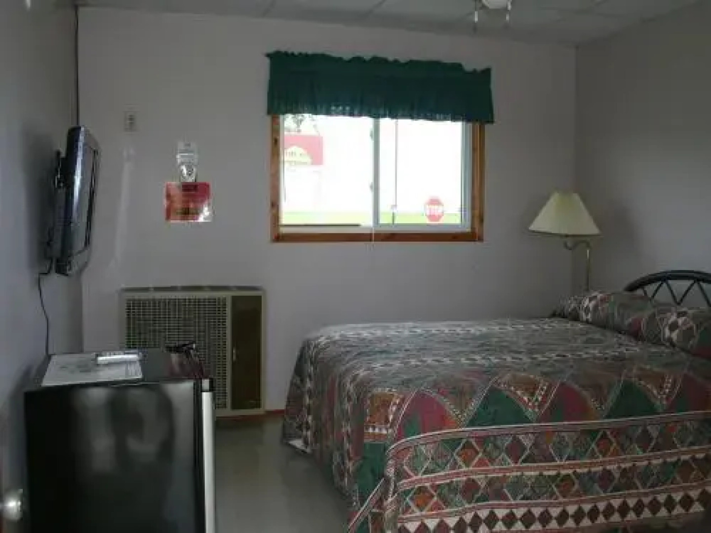 Lakeside Village Motel and Campground