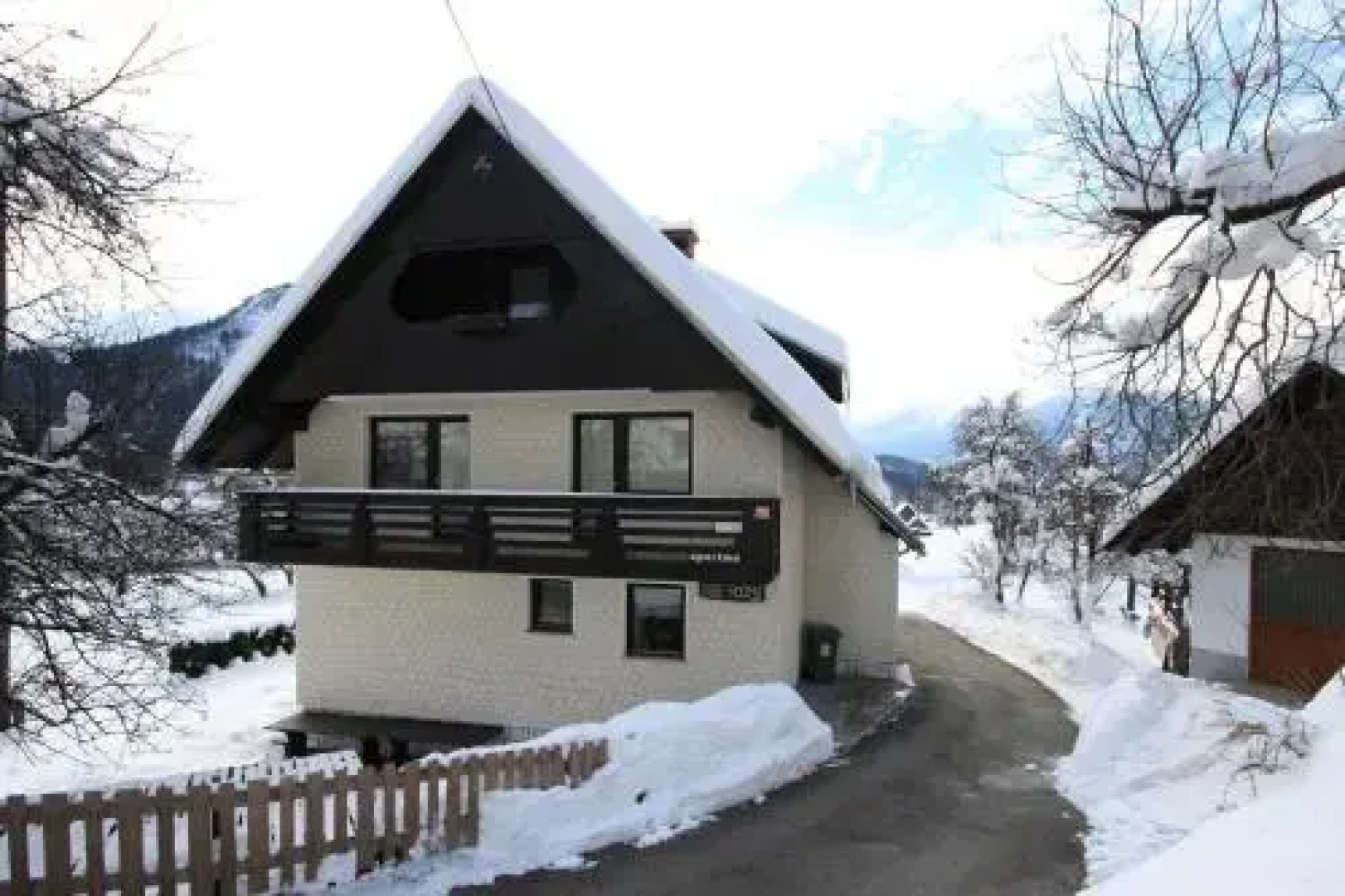 Apartments & Rooms Stanko Stare