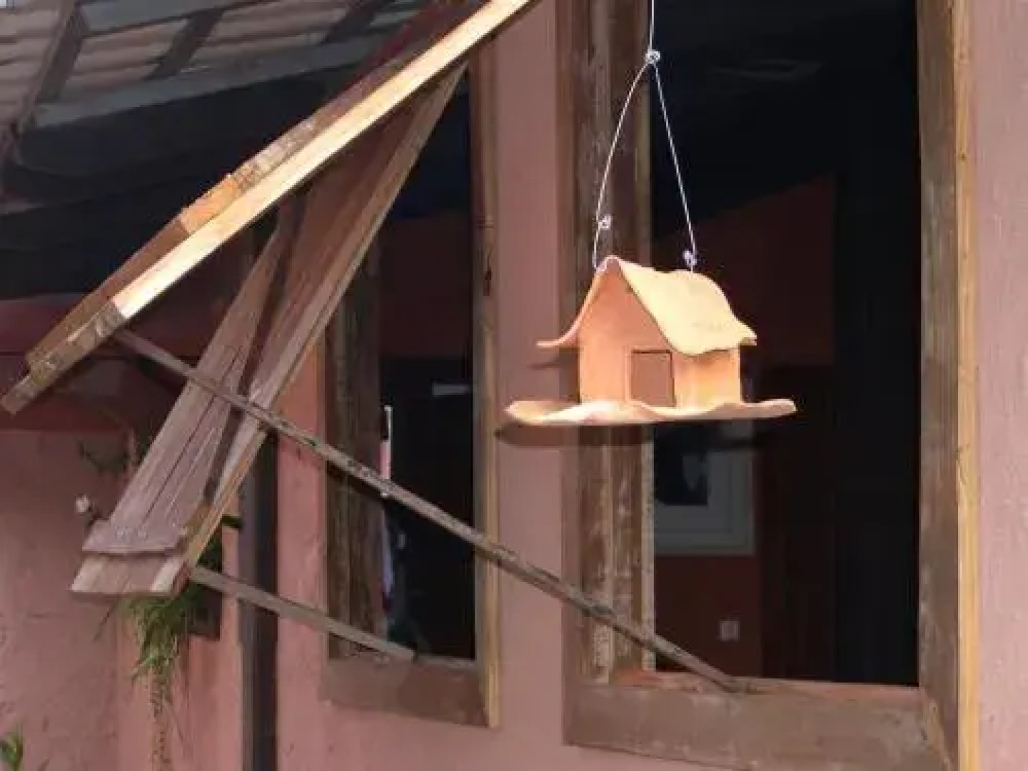 Tiô Isolda Artes & Hospedaria