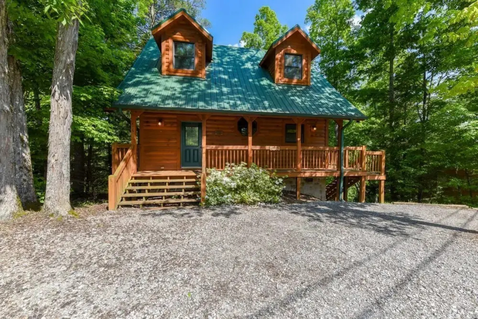 Crestview - 2 Br home by RedAwning