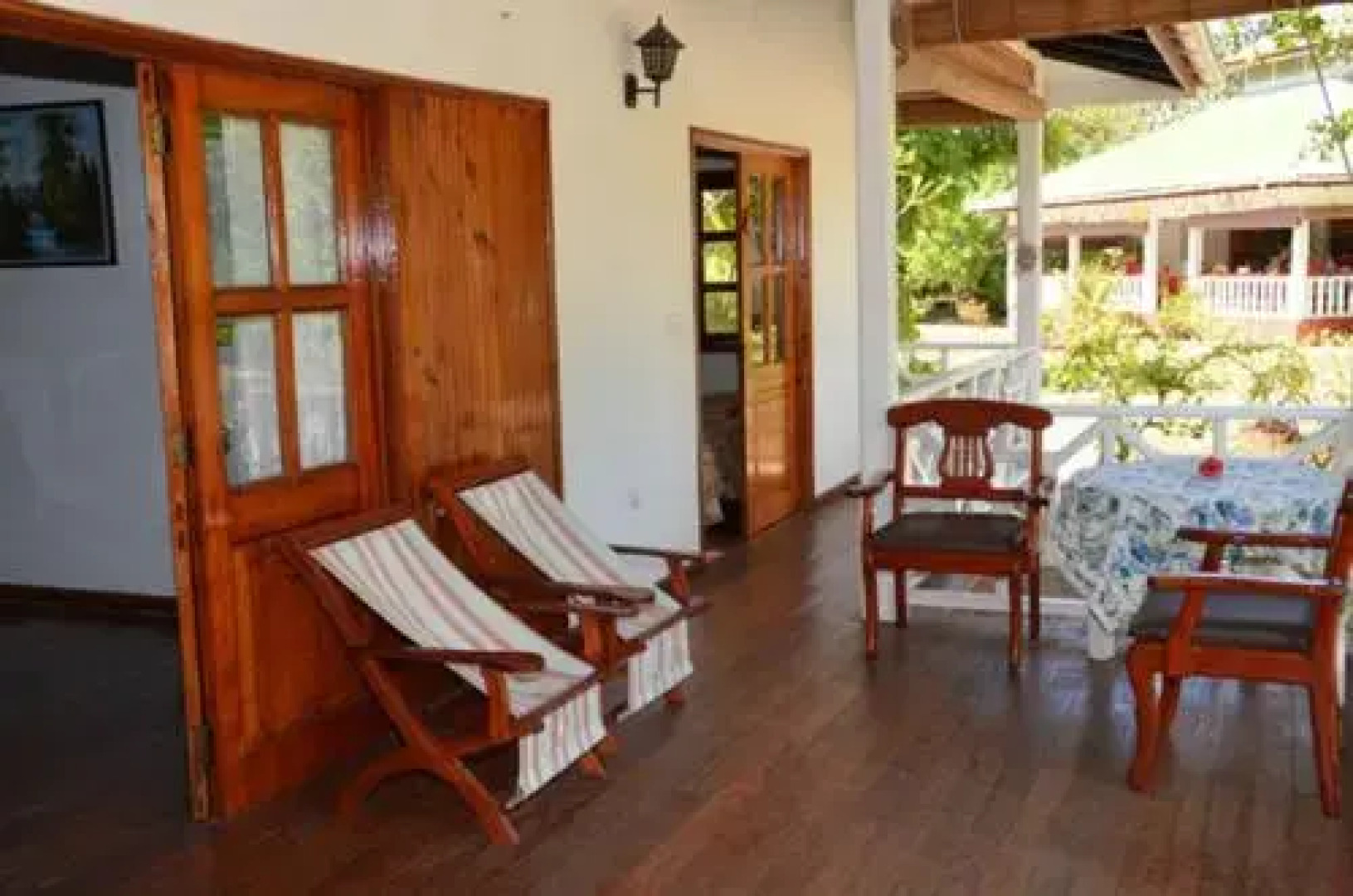 Paradise Flycatcher's Lodge