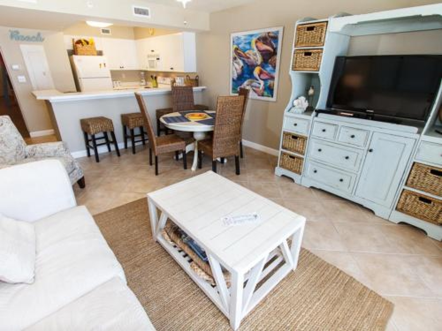 Pelican Isle 212 by RedAwning