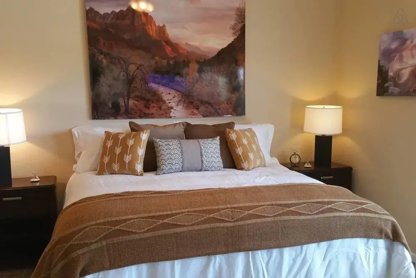 The Greens and Ventana Canyon 3115E
