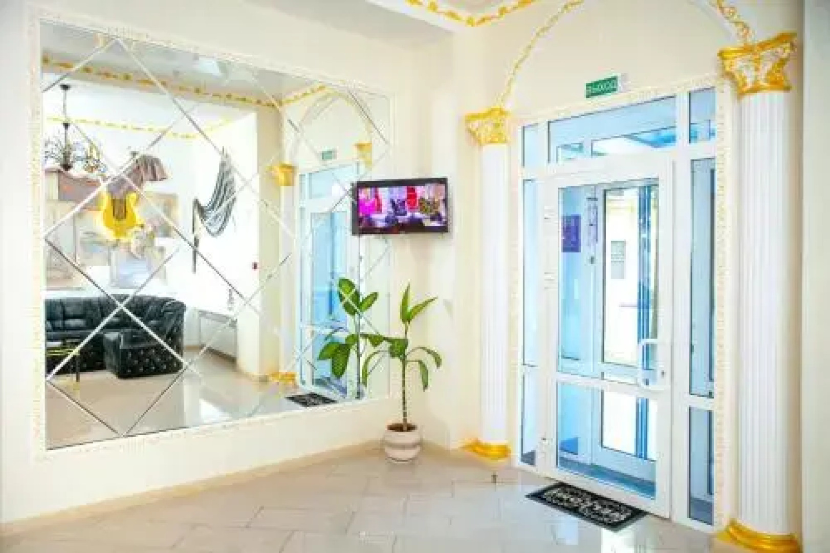Lira Boutique Hotel