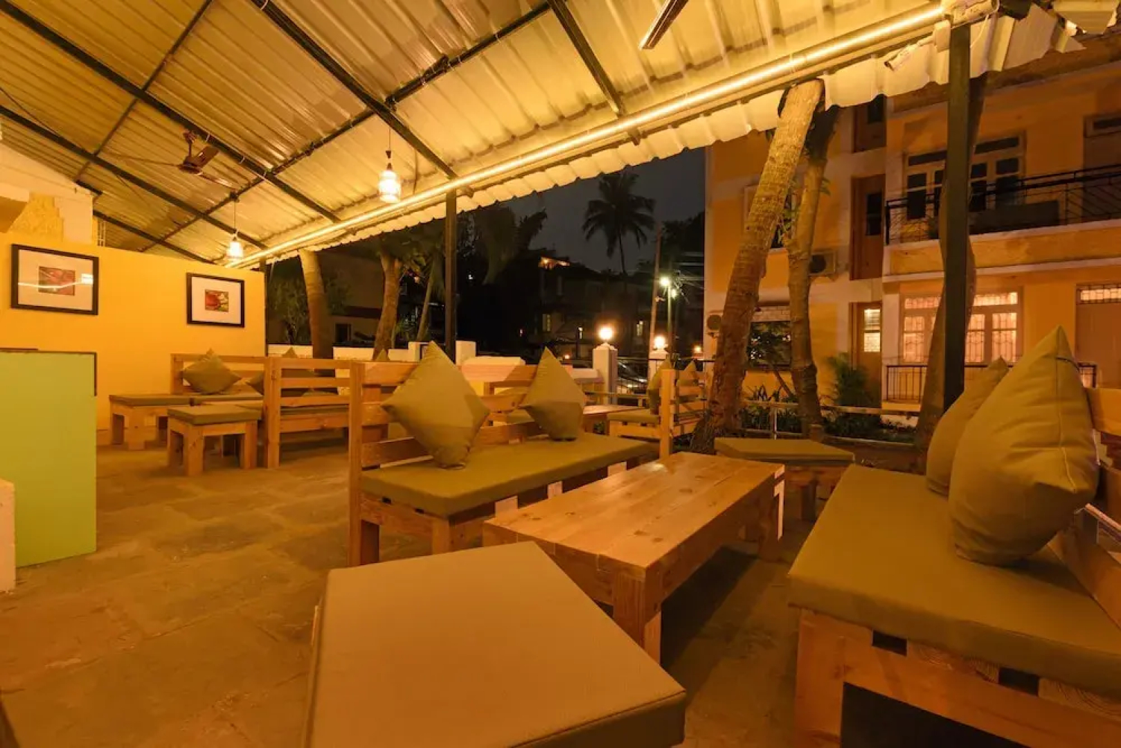 OYO 10956 Oliva Resorts