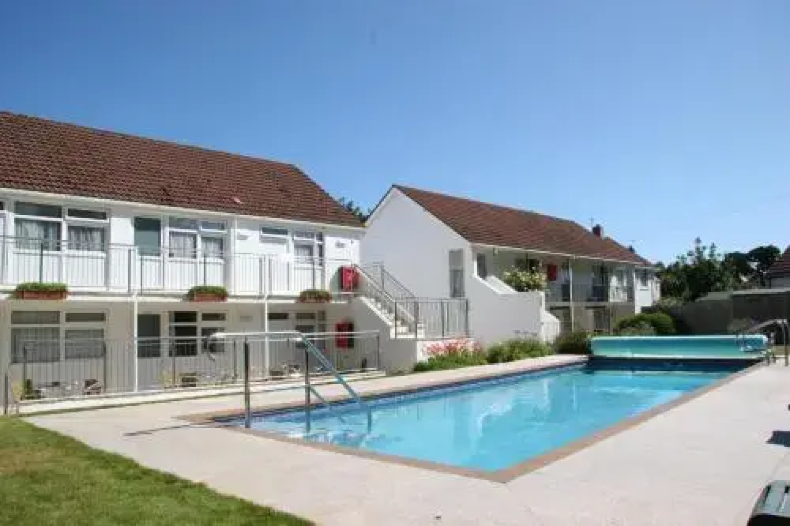 Ilex Lodge