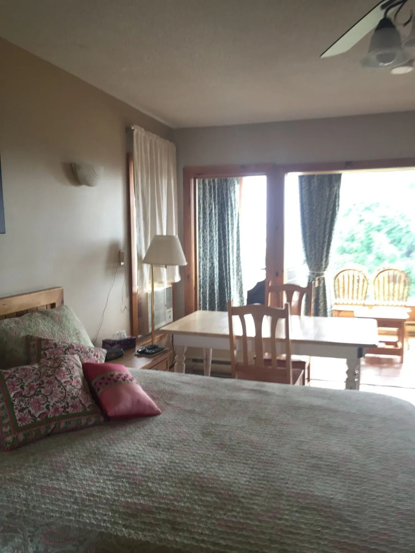 Inn at the Hilton Beach by Elevate Rooms