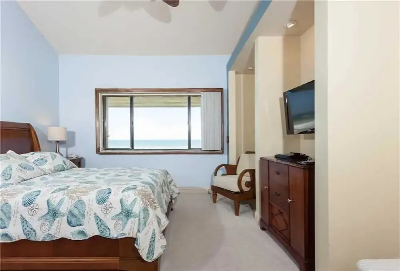 Summerhouse 408 by Vacation Rental Pros